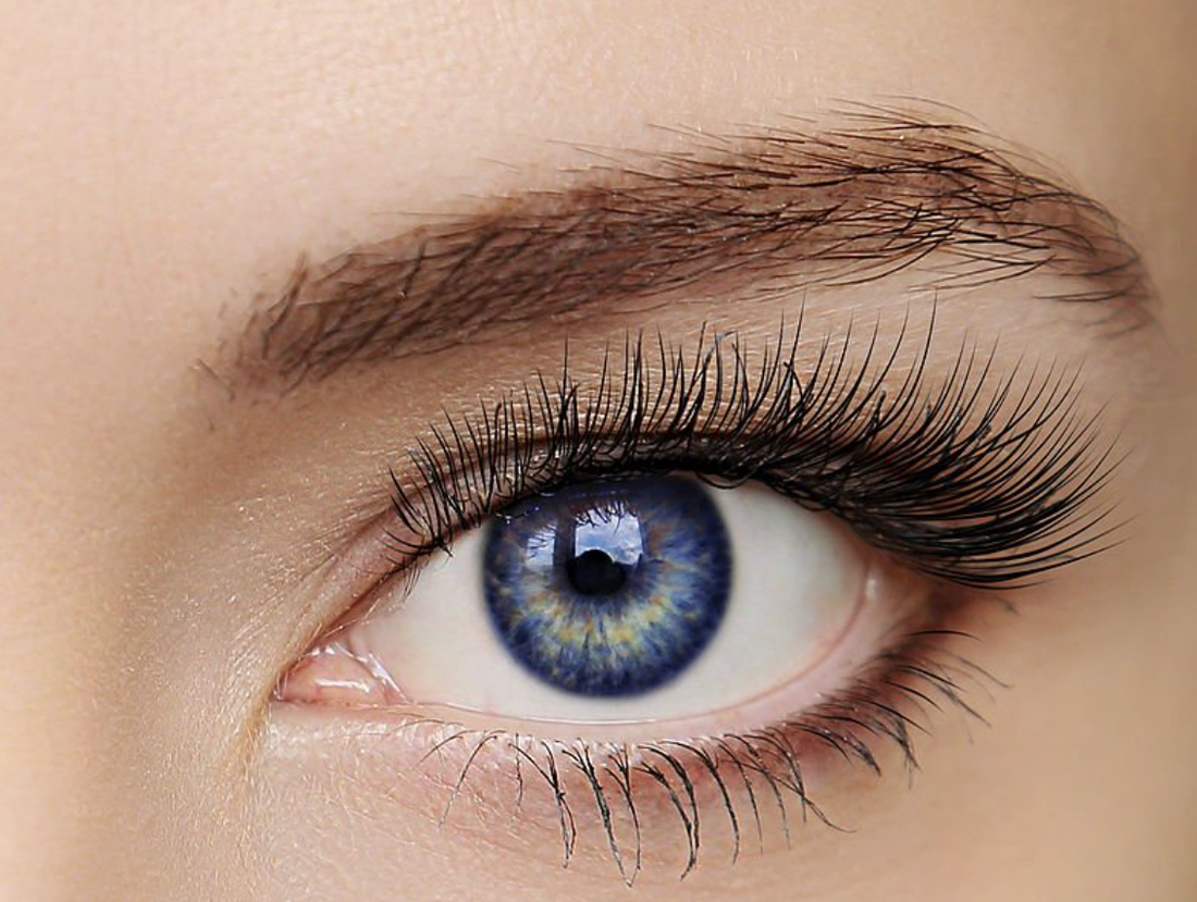 Comment maquiller les yeux bleus ?